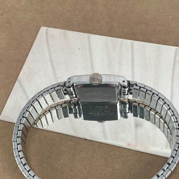 Vintage Seiko Hand Wind Dress Wrist Watch Blue Dial Silver hands and markers - Picture 6 of 7